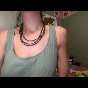 Paper-rolled bead necklace